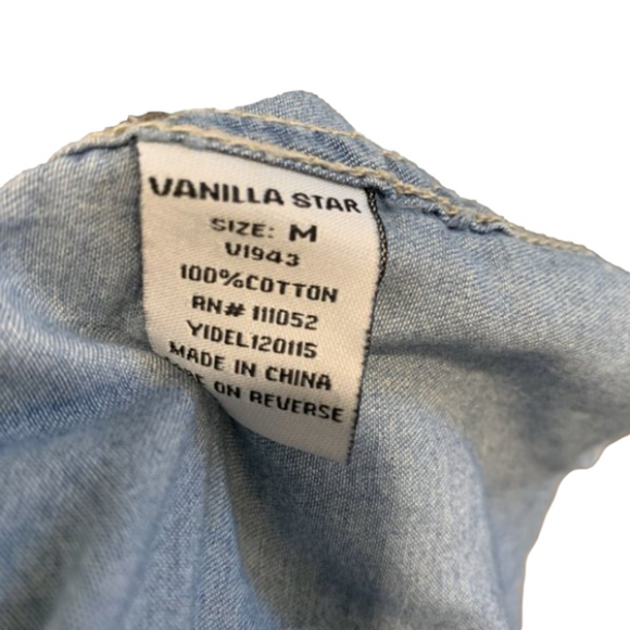 Vanilla Star Denim long sleeve shirt w/ snap buttons, fringe bottom size Med - Picture 2 of 10